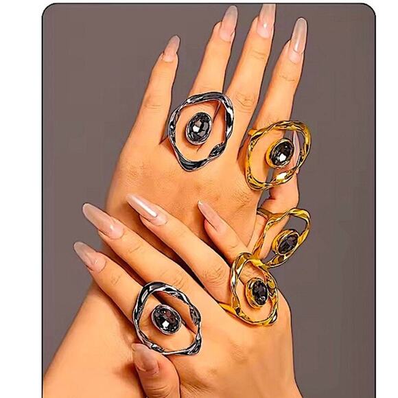 Czech Silver Crumpled Orbit Ring, Geometric Ring, Creative, Big Diamond - Picture 7 of 10